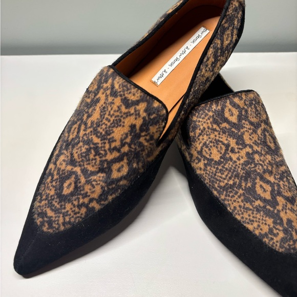 & Other Stories Printed Suede Loafers-NIB SZ 40/9.5 - Picture 3 of 5